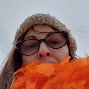 Meet your Posher, Carla